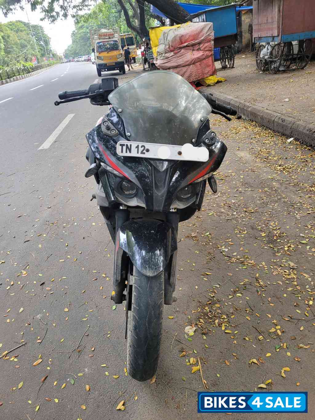 Black Bajaj Pulsar RS 200 ABS