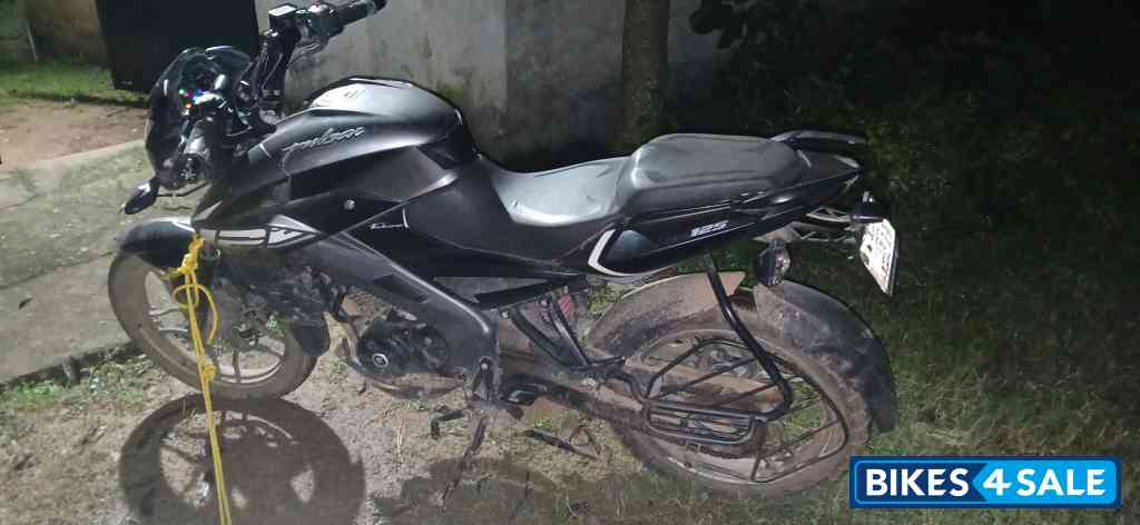 Bajaj Pulsar 125
