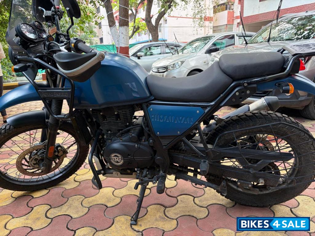 Glacier Blue Royal Enfield Himalayan BS VI
