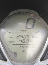 Auburn Black Bajaj Avenger Cruise 220 BS6