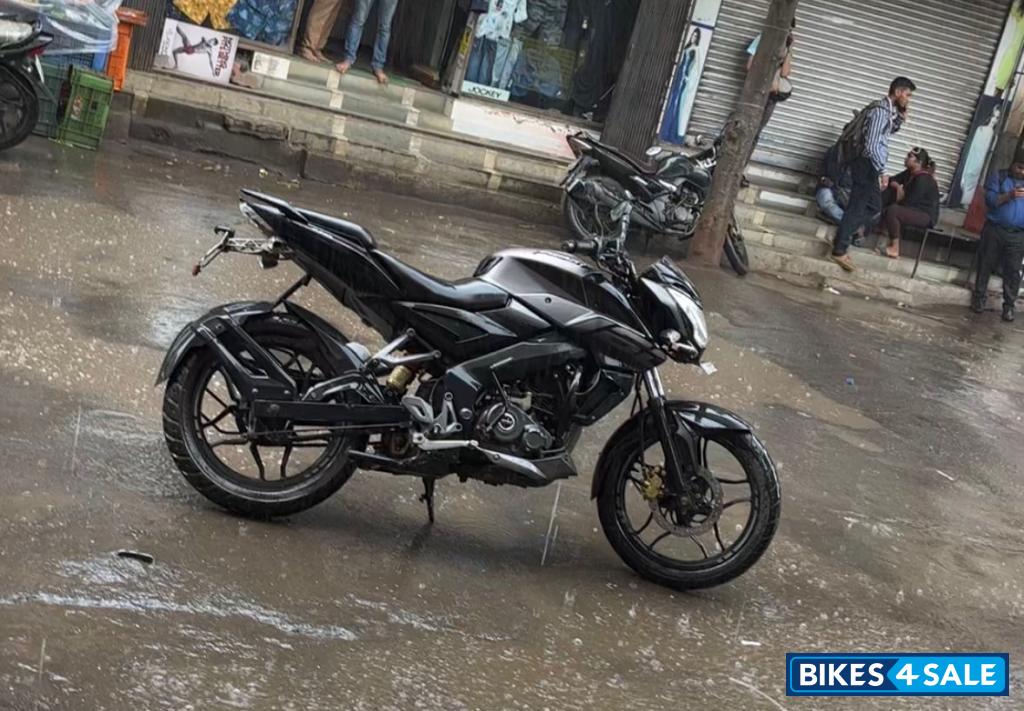 Bajaj Pulsar NS 160