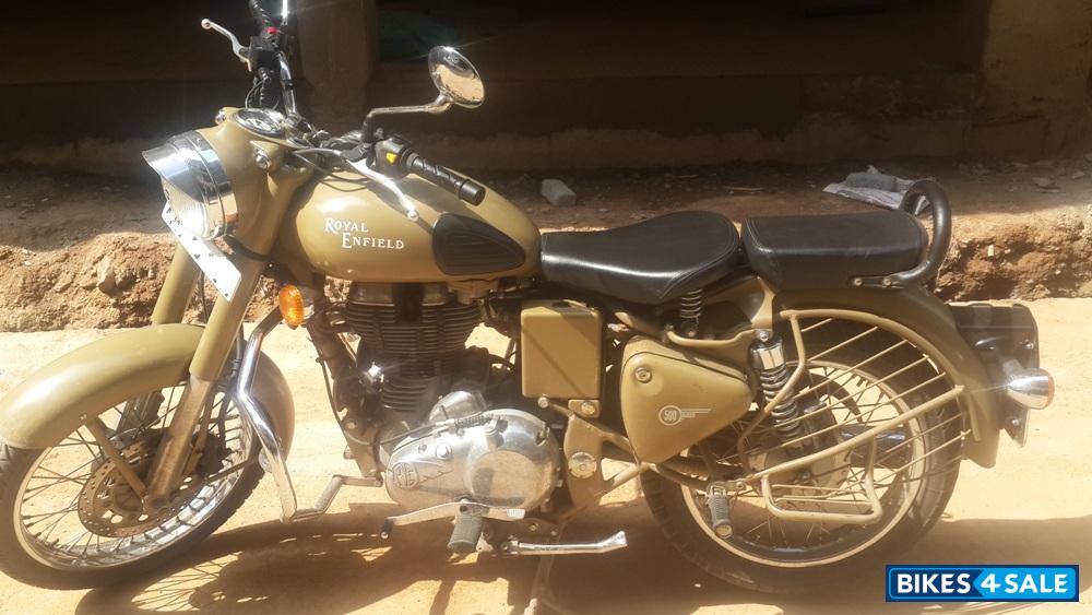 Brown Royal Enfield Classic Desert Storm