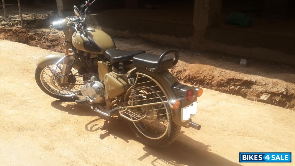 Brown Royal Enfield Classic Desert Storm
