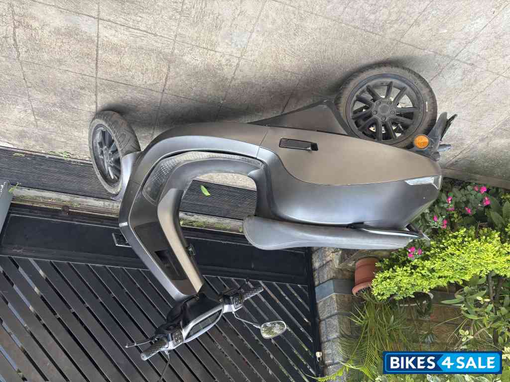 Deep Grey Ola S1 Pro