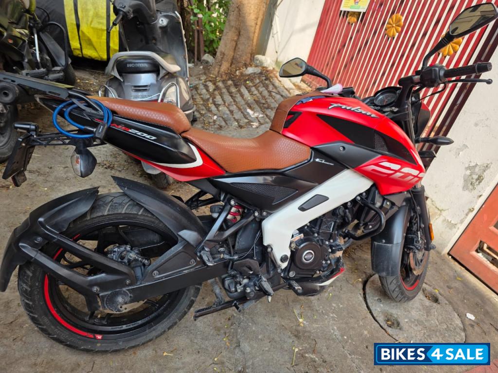 Bajaj Pulsar NS 200 BS6