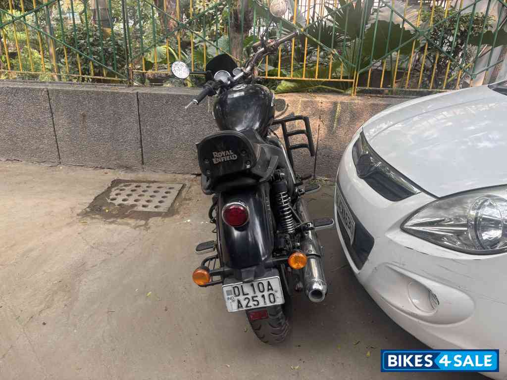 Royal Enfield Meteor 350 Stellar