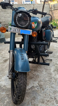 Airborne Blue Royal Enfield Classic Signals Airborne Blue