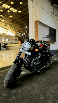 Astral Black Royal Enfield Super Meteor 650