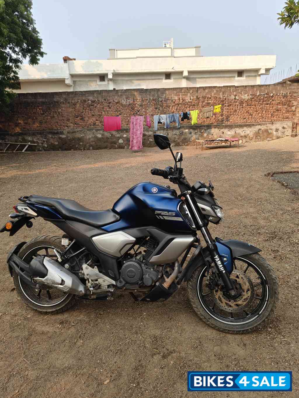 Blue Yamaha FZ-S FI V3