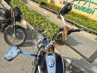 Ug Auburn Black Bajaj Avenger Cruise 220 BS6