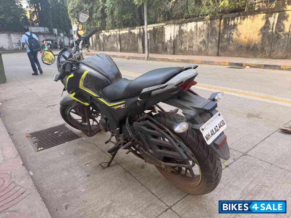 Honda CB Hornet 160R