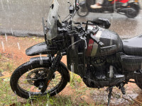 Yezdi Adventure Matte