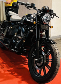 Black Jawa 42 Bobber Black Mirror