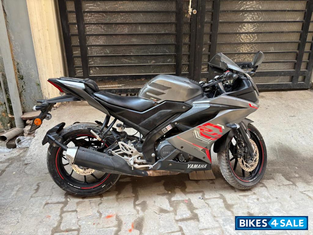 Yamaha YZF R15 V3 BS6