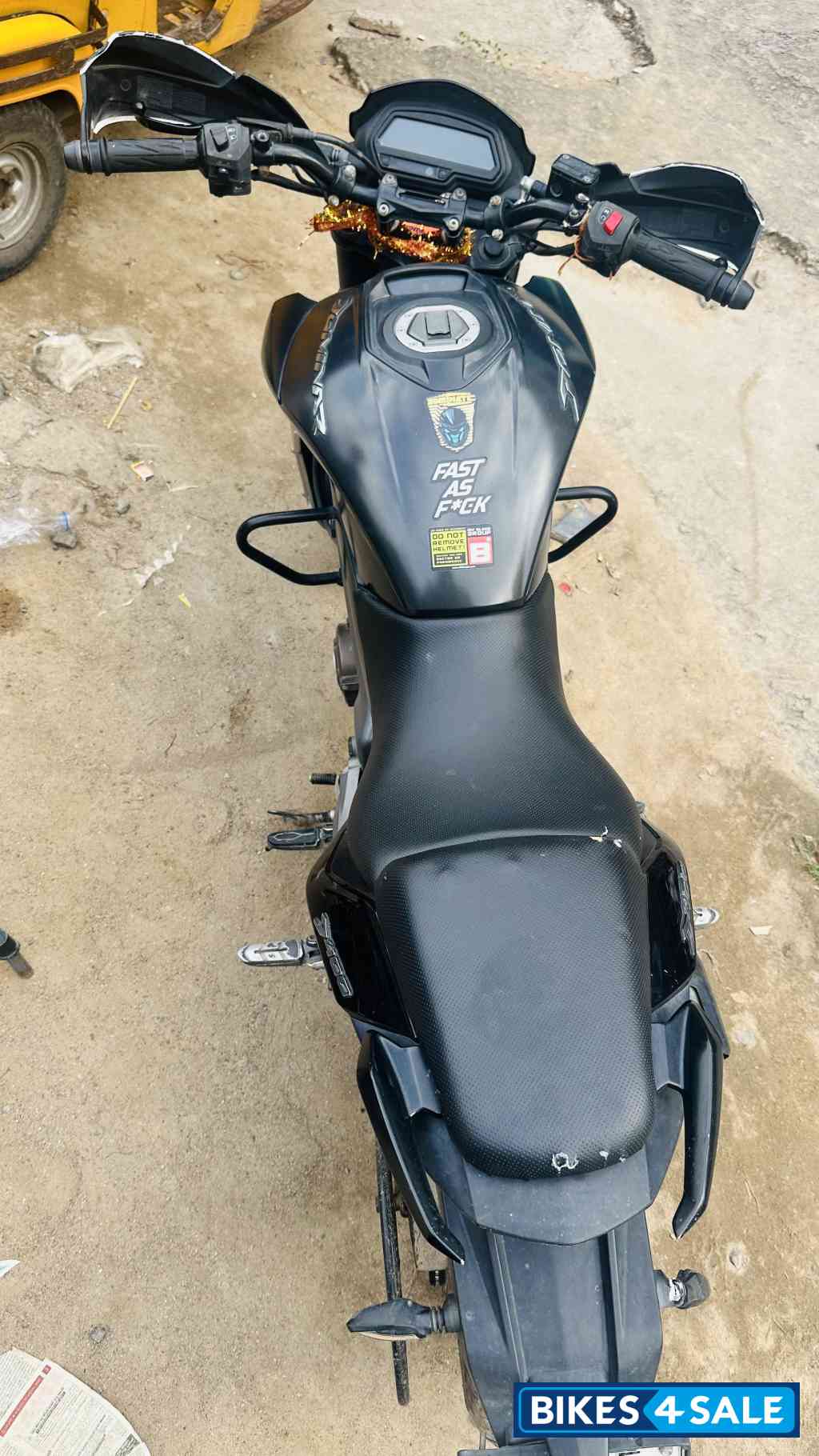Bajaj Dominar 400