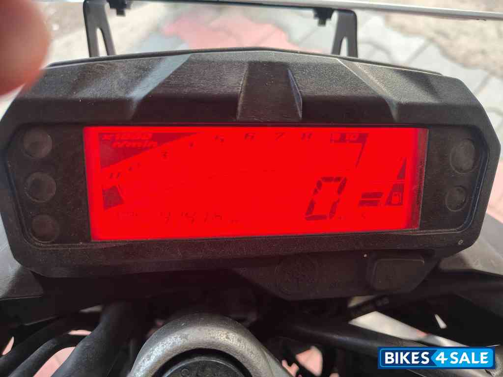 Black Yamaha FZ FI V2