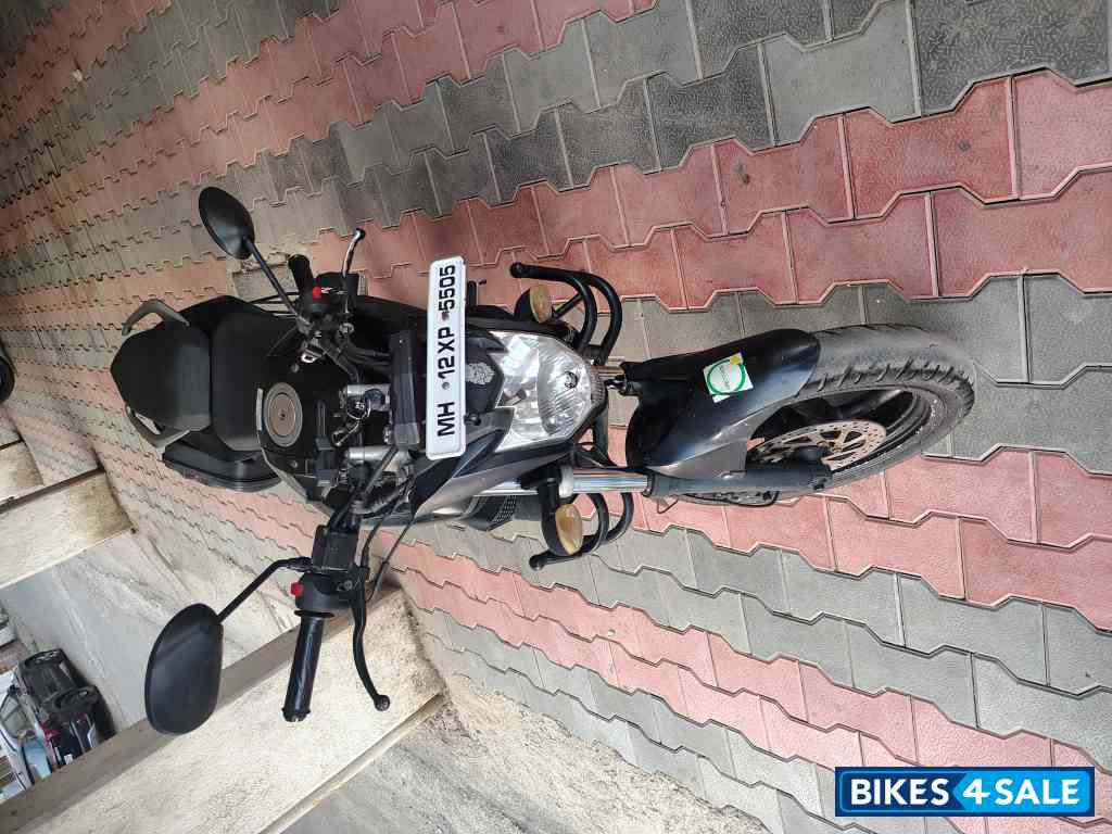 Black Yamaha FZ FI V2