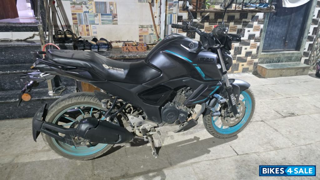 Yamaha FZ-S FI Hybrid