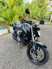 Yamaha FZ