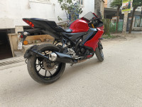 Red & Black Yamaha R15 V4