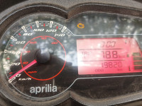 Red Aprilia Storm 125