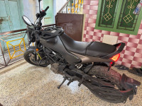 Black Husqvarna Svartpilen 250 2022