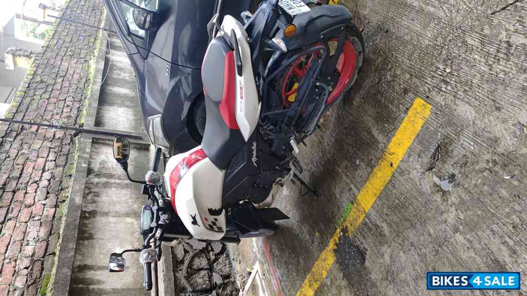 TVS Apache RTR 160 4V Special Edition
