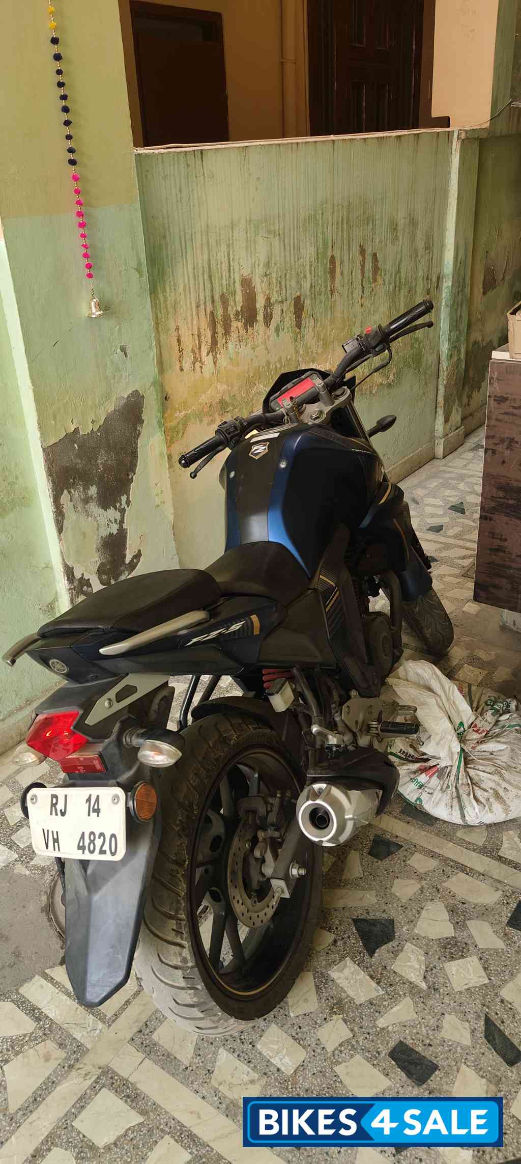 Yamaha FZ-S
