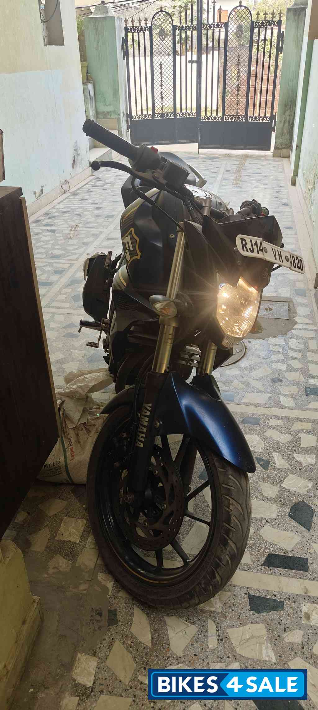 Yamaha FZ-S