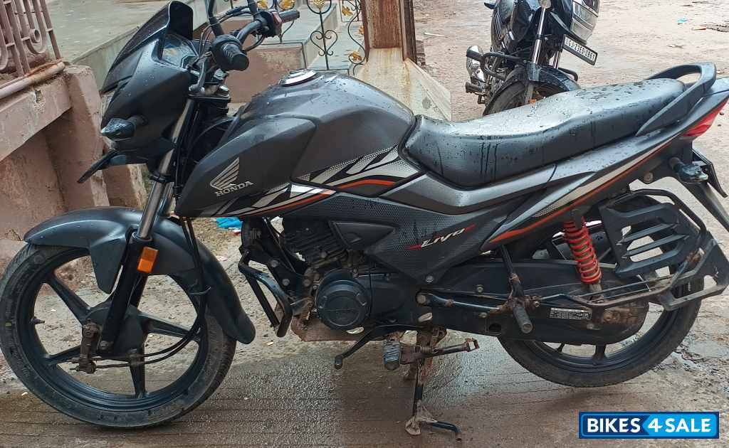 Grey Honda Livo BS6 Grey Honda Livo BS6