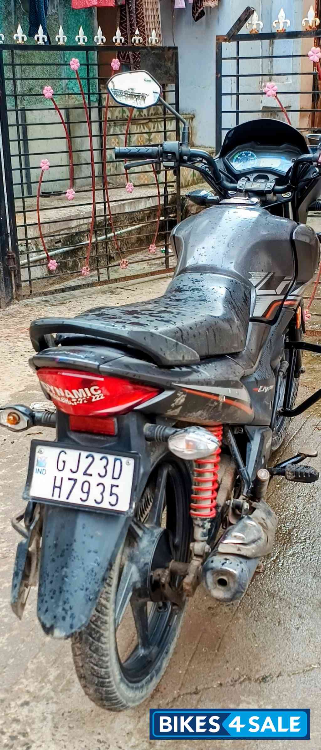 Grey Honda Livo BS6 Grey Honda Livo BS6