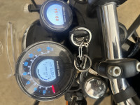 Royal Enfield Meteor 350 Stellar