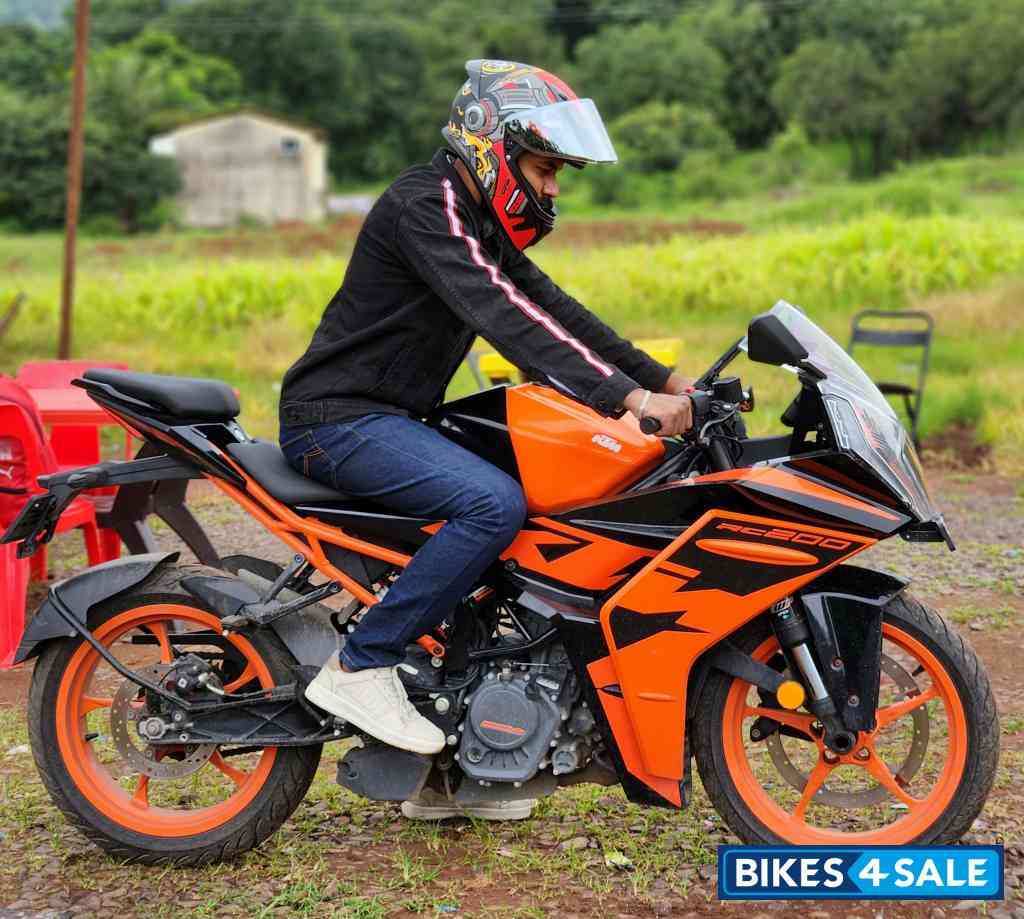 KTM RC 200 2022