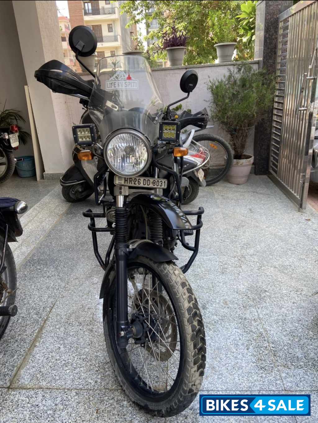 Granite (black) Royal Enfield Himalayan