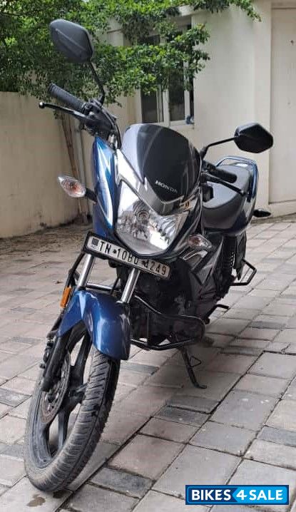 Metallic Blue Honda Shine 125 Disc