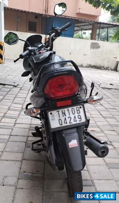 Metallic Blue Honda Shine 125 Disc