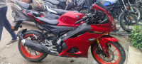 Yamaha R15 V4