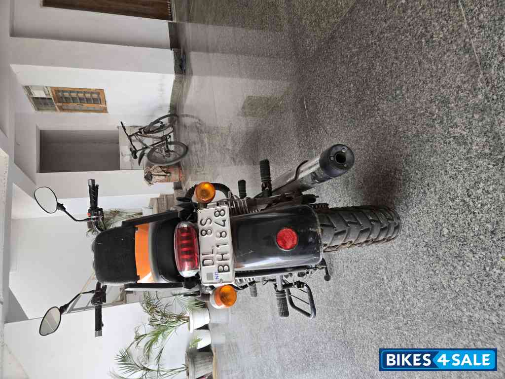 Black Royal Enfield Thunderbird