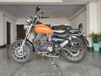 Black Royal Enfield Thunderbird