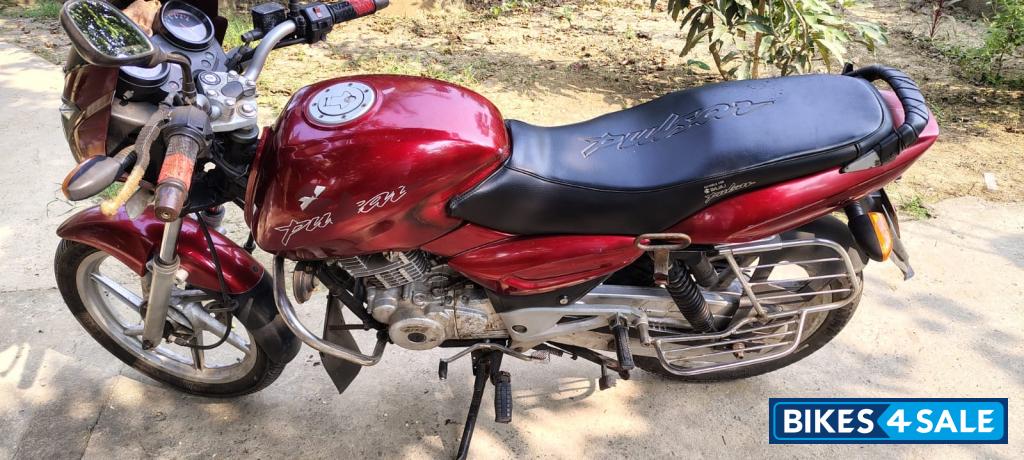 Bajaj Pulsar RS 200