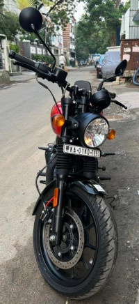 Red & Black Royal Enfield Hunter 350 Metro