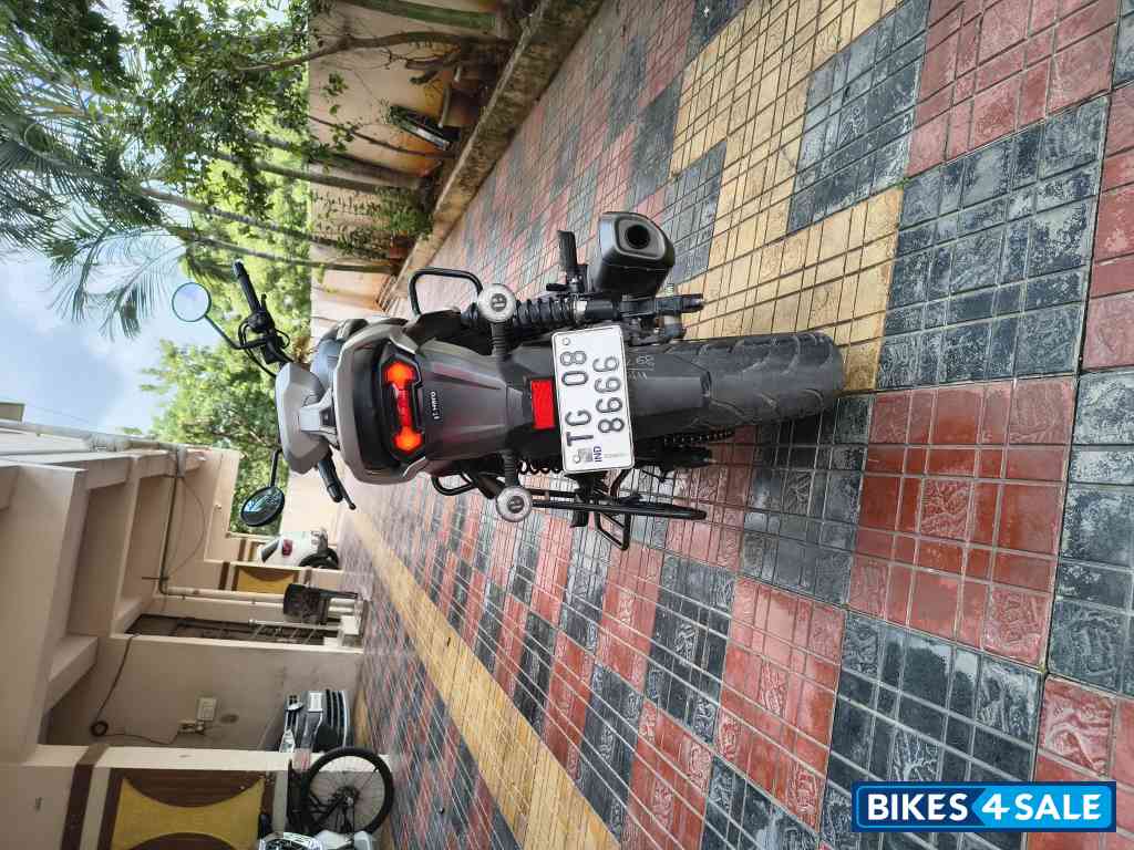 Phantom Black Hero Mavrick 440