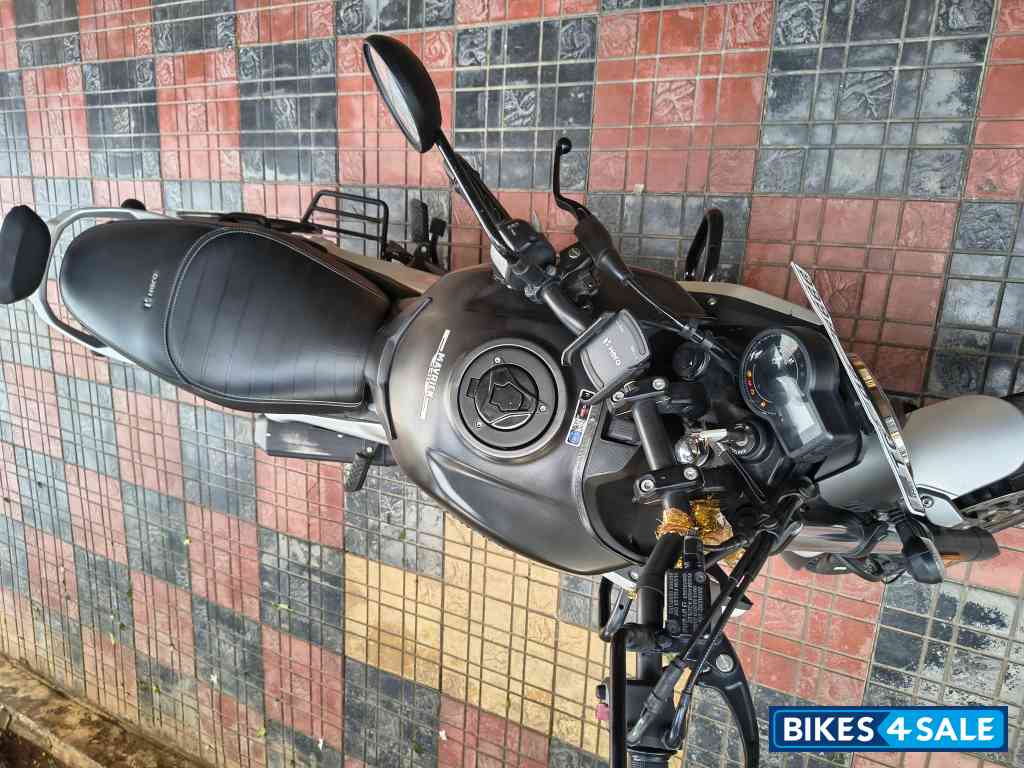 Phantom Black Hero Mavrick 440