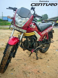 Meroon Mahindra Centuro