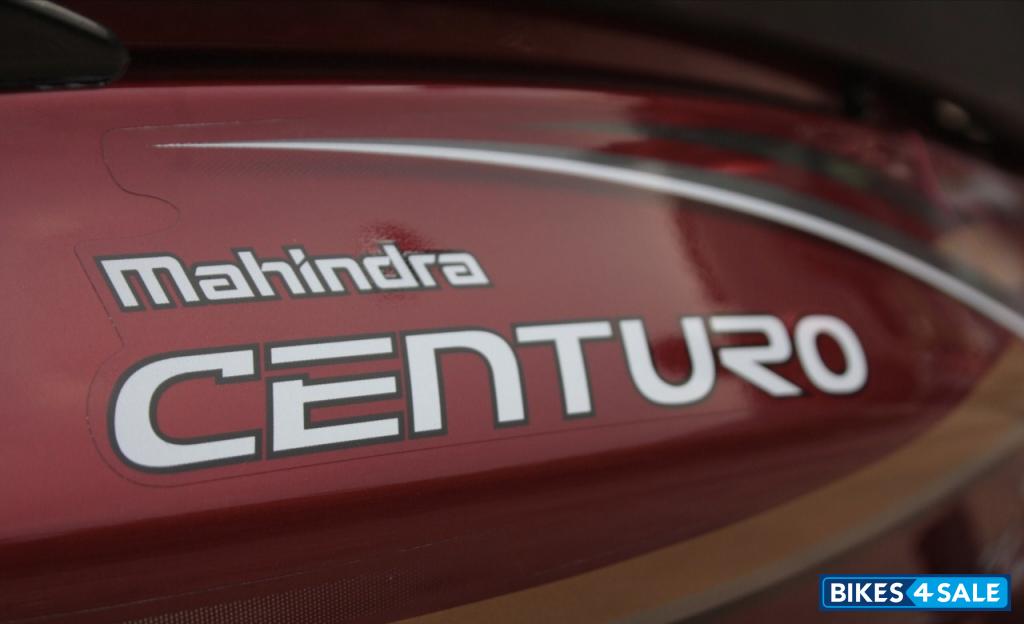 Meroon Mahindra Centuro