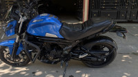 Blue Mahindra Mojo UT 300