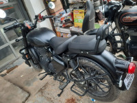 Stealth Black Royal Enfield Classic Stealth Black