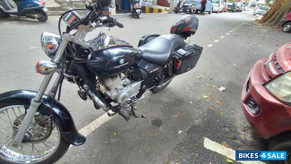 Bajaj Avenger Cruise 220