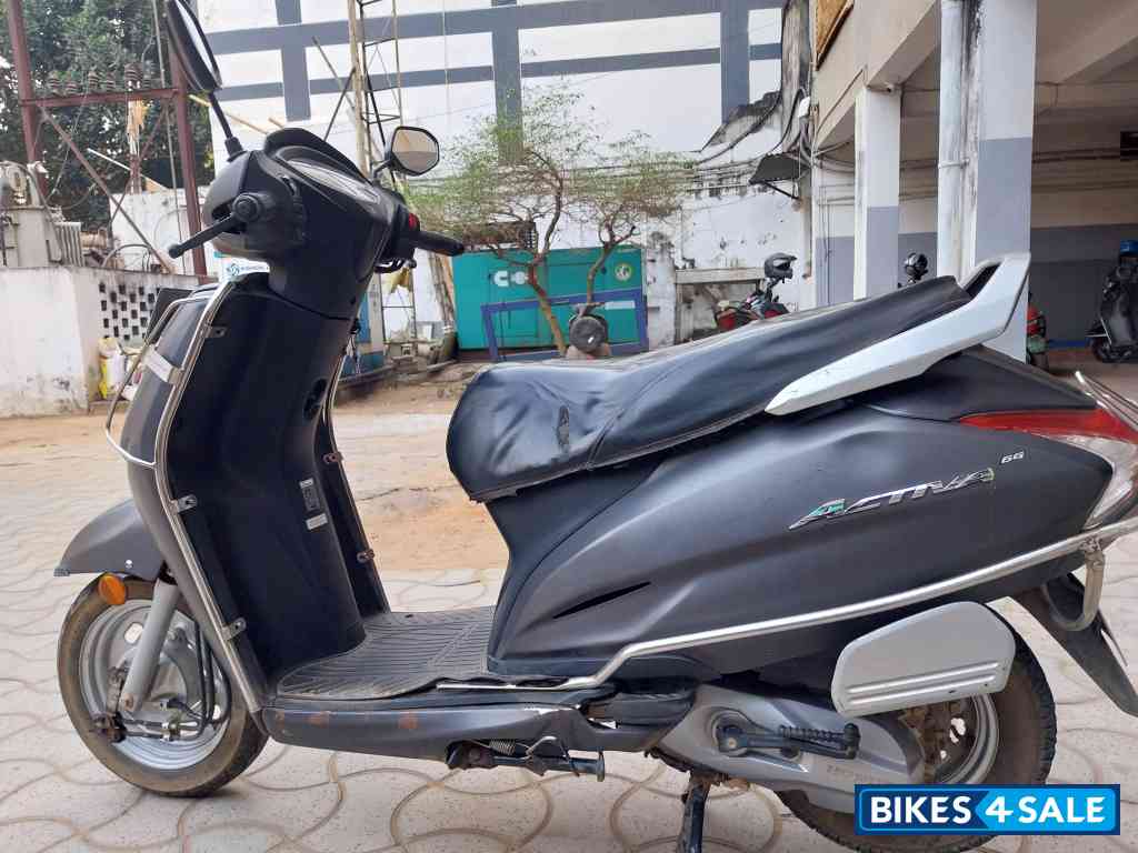 Grey Honda Activa 6G Dlx