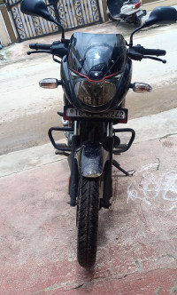 Black Bajaj Pulsar 125 Carbon Fibre Disc Split Seat